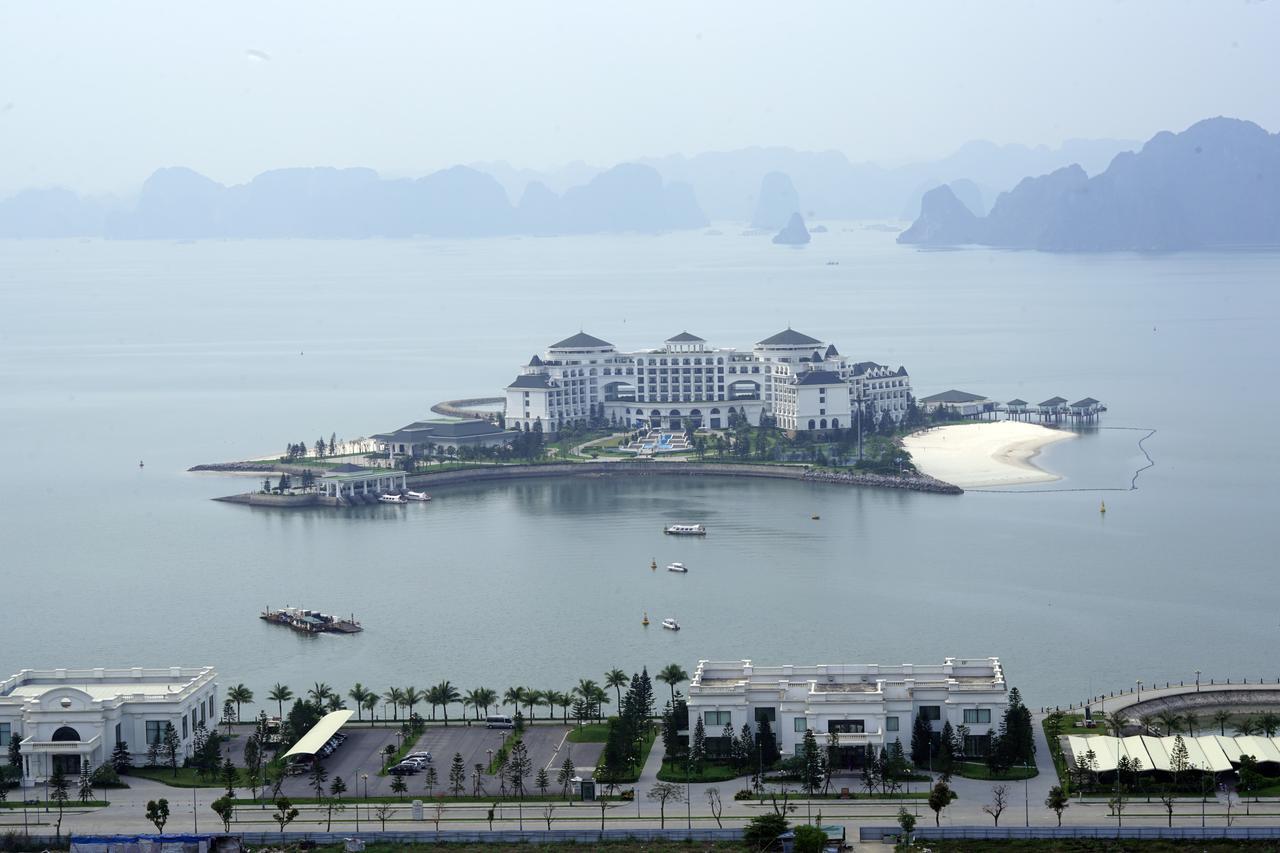 Pangsapuri 70 m² dengan 2 bilik tidur dan 2 bilik mandi peribadi di Halong Ha Long Luaran gambar